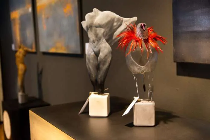 Konstutställning i inredningsbutik