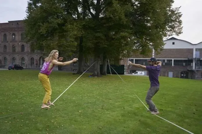 Slackline-balans i Halmstad